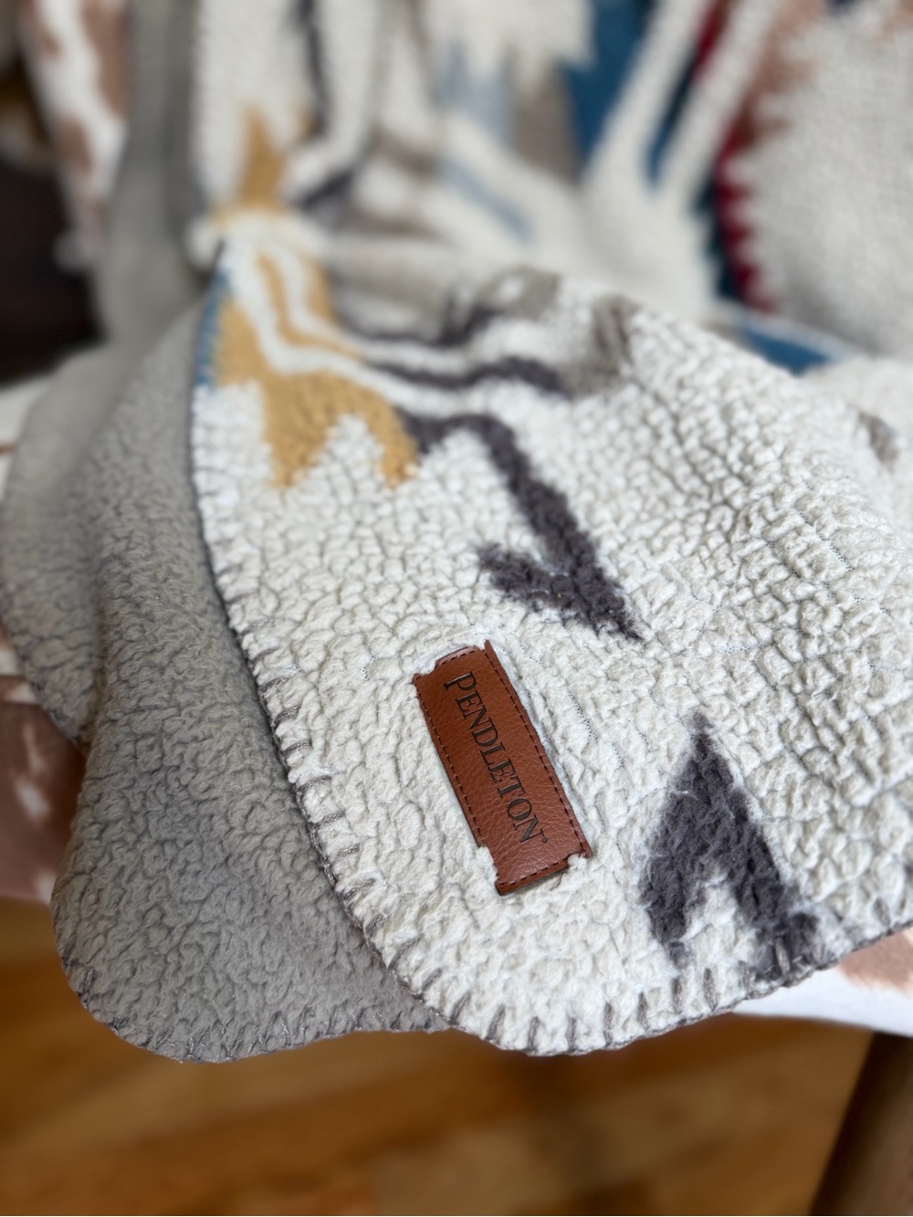Pendleton - Two Aztec Print Sherpa Throw Blankets - Picture 6 of 7